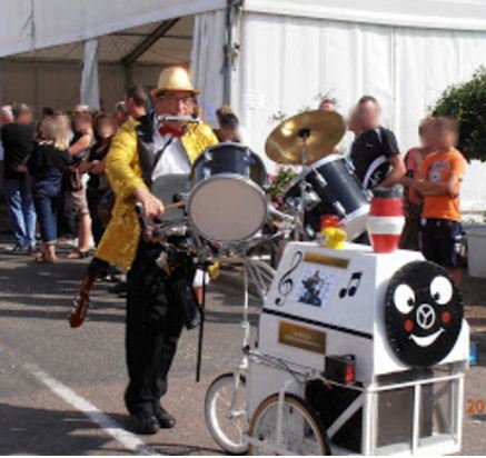 Fanfare kermesse , fete de village, 